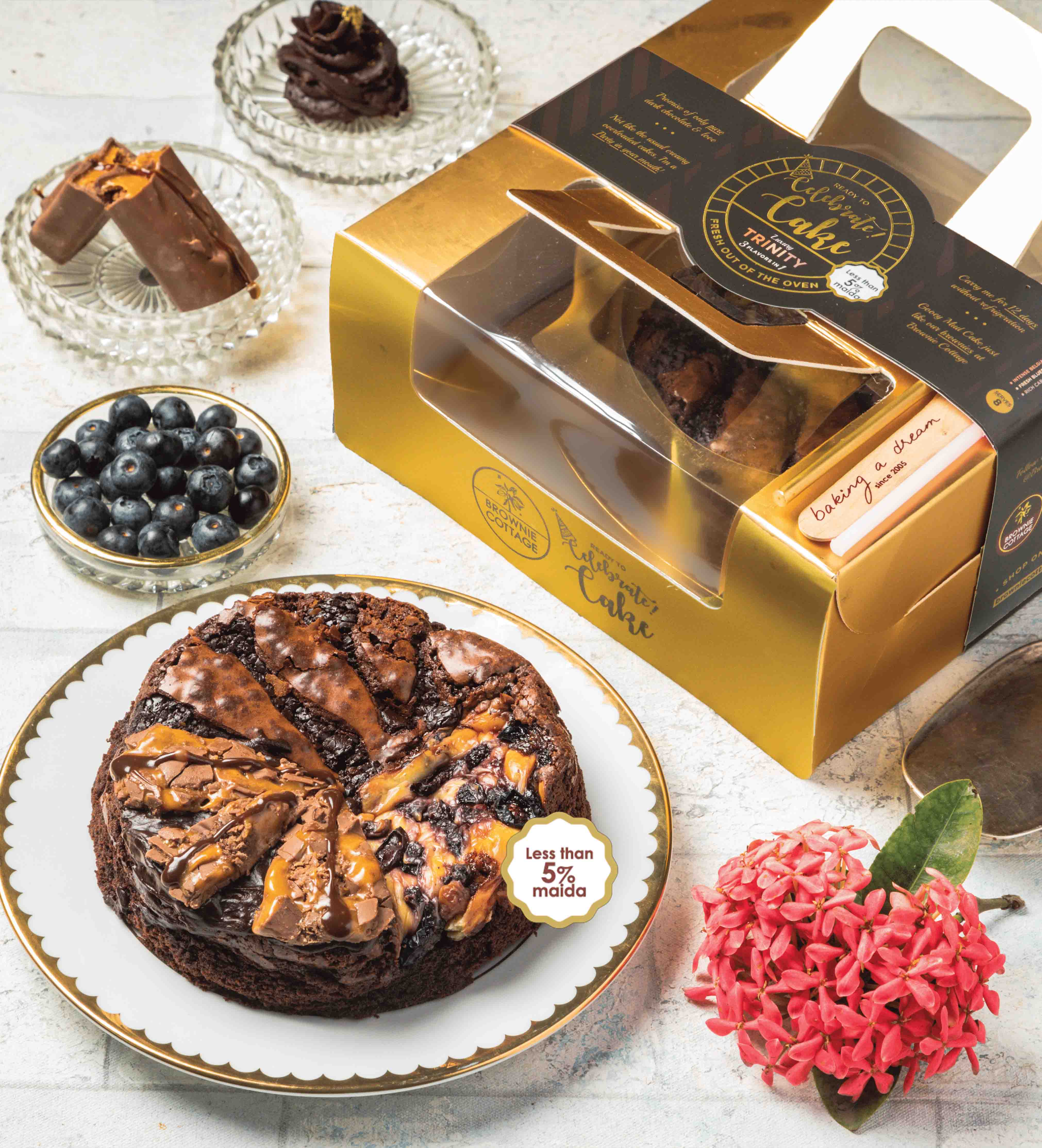 Gooey Chocolate Cake| Luxury Trinity | 3 Flavours In 1